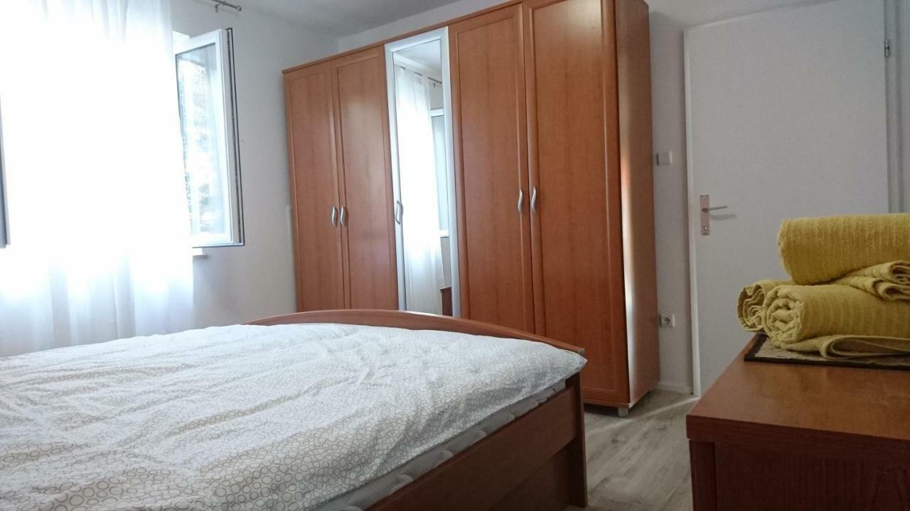 Apartament Ela Cres Zewnętrze zdjęcie